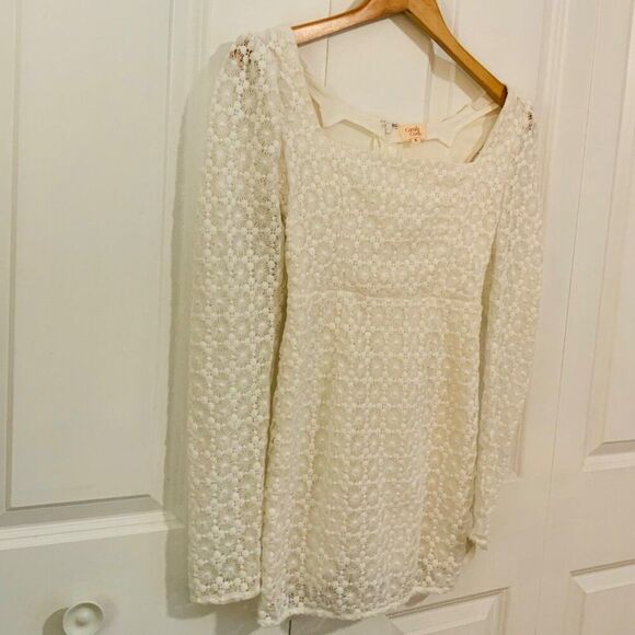 Camila Coelho Trista Ivory Lace Crocheted Long Sleeve Mini Dress Small - Picture 5 of 13